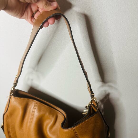 MICHAEL KORS Julia Medium Leather Acorn Tan Shoulder Handbag Purse - Picture 7 of 14